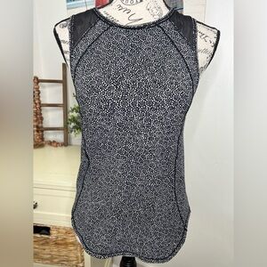 Lululemon Sculpt Tank (Freckle Flower Black White / Black)